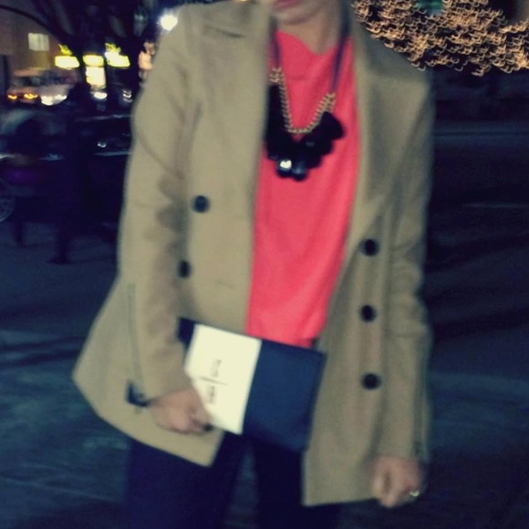 Francesca’s Collections Statement Necklace - Picture 6 of 6